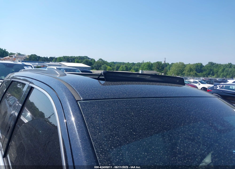2017 JEEP GRAND CHEROKEE VIN: 1C4RJFJG5HC637172