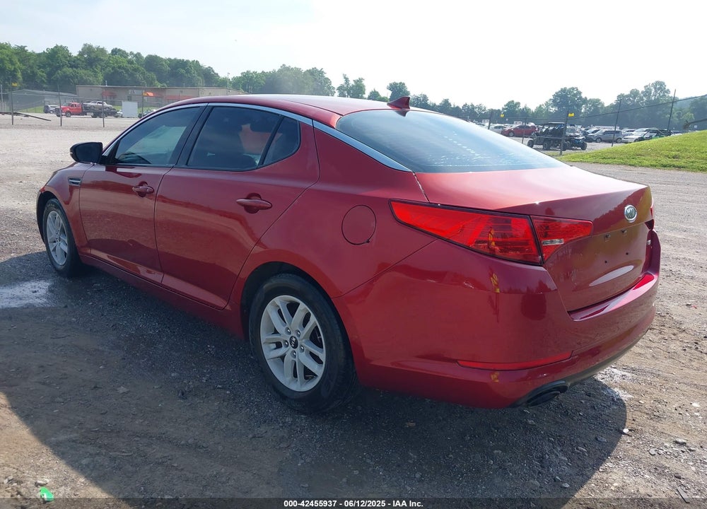 2011 KIA OPTIMA LX VIN: KNAGM4A77B5109967