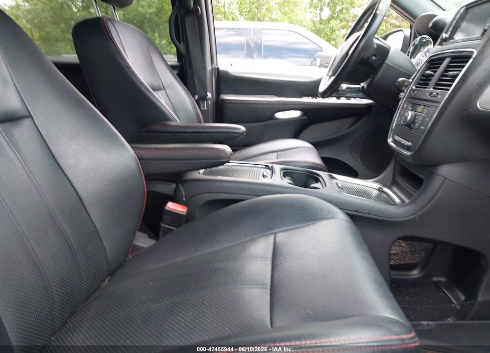 2019 DODGE GRAND CARAVAN GT VIN: 2C4RDGEG5KR690203
