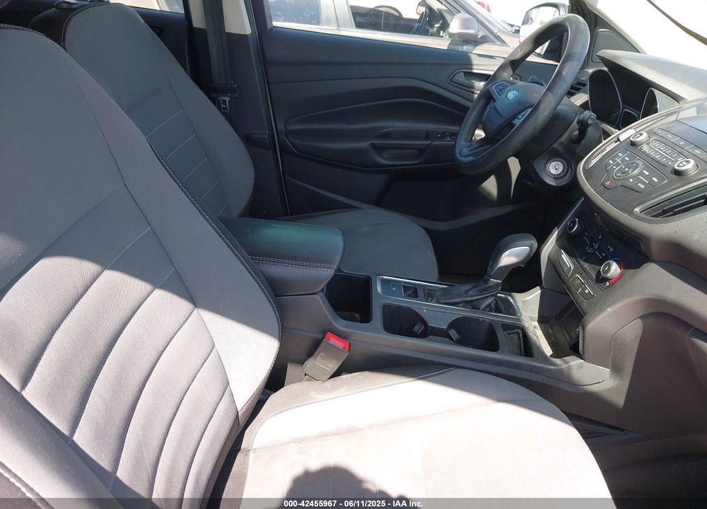 2019 FORD ESCAPE S VIN: 1FMCU0F75KUB05551