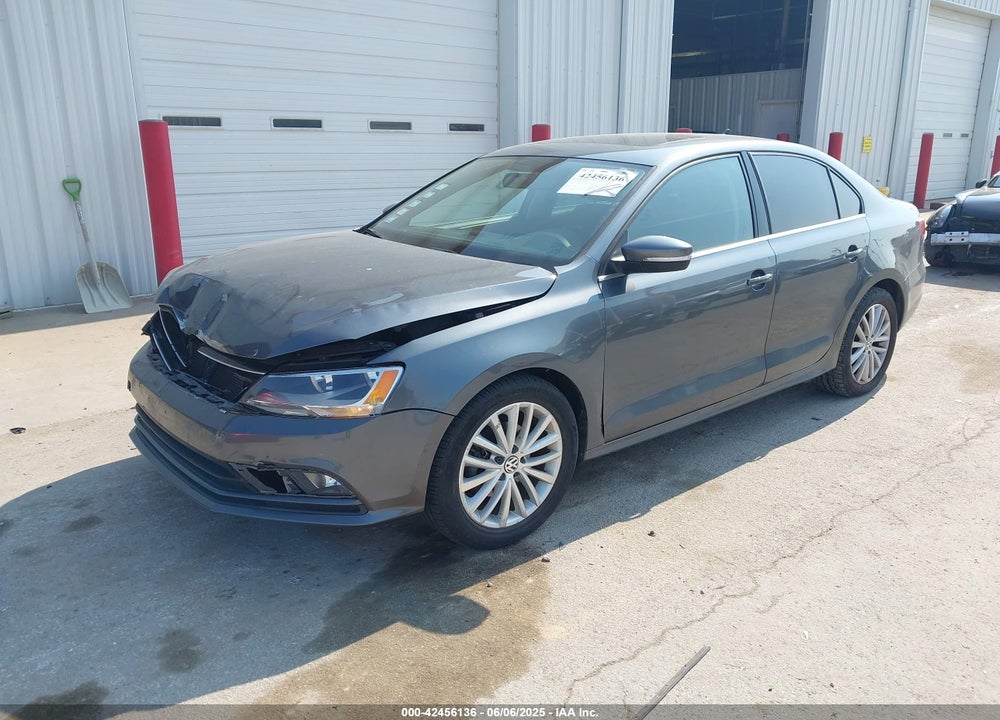 2015 VOLKSWAGEN JETTA 1.8T SE VIN: 3VWD07AJ2FM310154