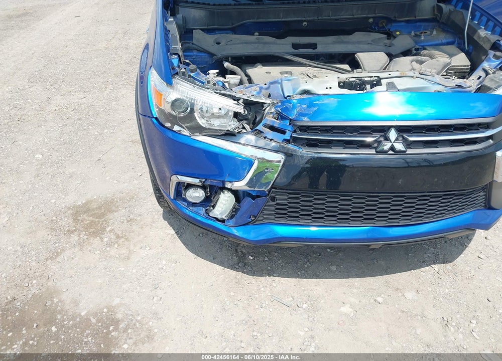 2018 MITSUBISHI OUTLANDER SPORT 2.4 SE VIN: JA4AR3AW5JZ008911