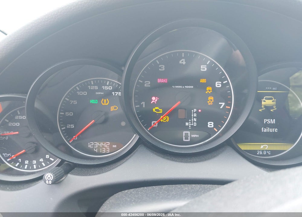 2014 PORSCHE CAYENNE VIN: WP1AA2A21ELA09887