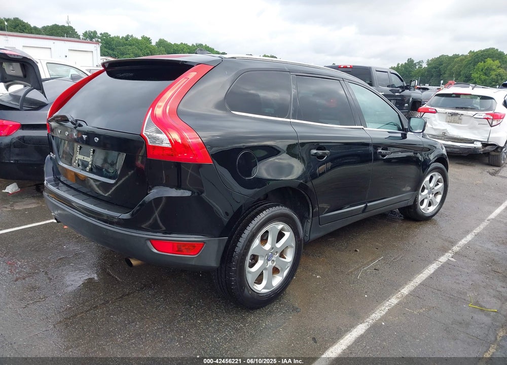 2013 VOLVO XC60 VIN: YV4940DL2D2411343
