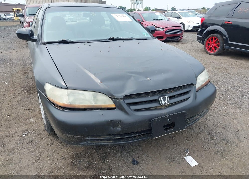 2001 HONDA ACCORD 3.0 LX VIN: 1HGCG16431A047657