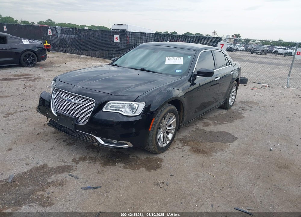 2019 CHRYSLER 300 VIN: 2C3CCAAG6KH610400