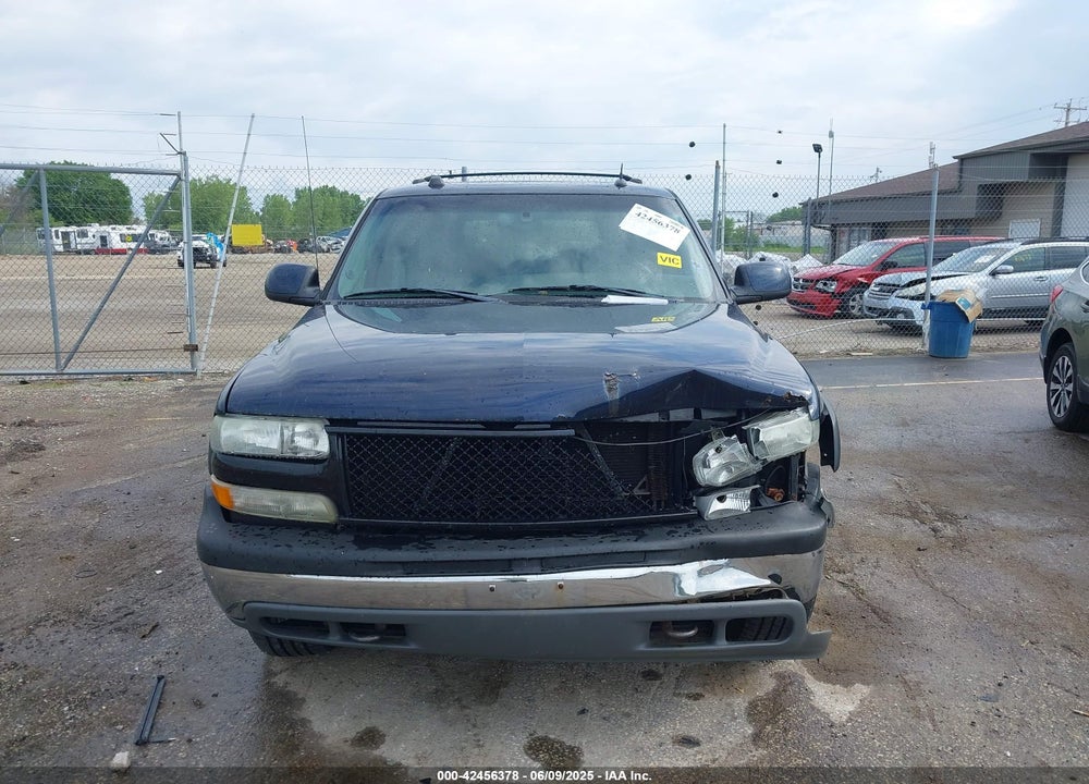 2005 CHEVROLET TAHOE LT VIN: 1GNEK13T75J104358