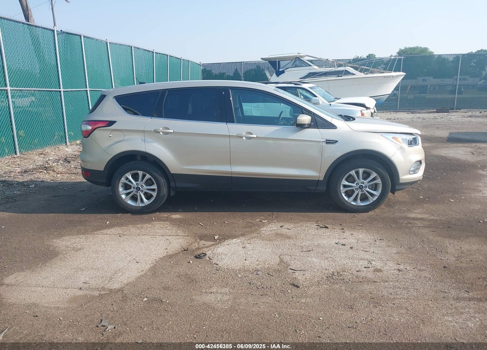 2017 FORD ESCAPE VIN: 1FMCU9GD9HUE88170