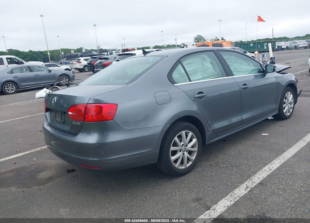 2013 VOLKSWAGEN JETTA VIN: 3VWDP7AJ0DM448896