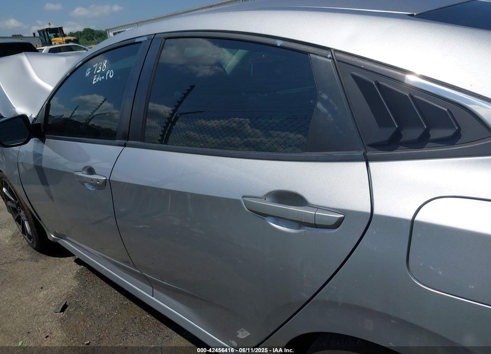 2018 HONDA CIVIC EX VIN: 2HGFC2F78JH551373