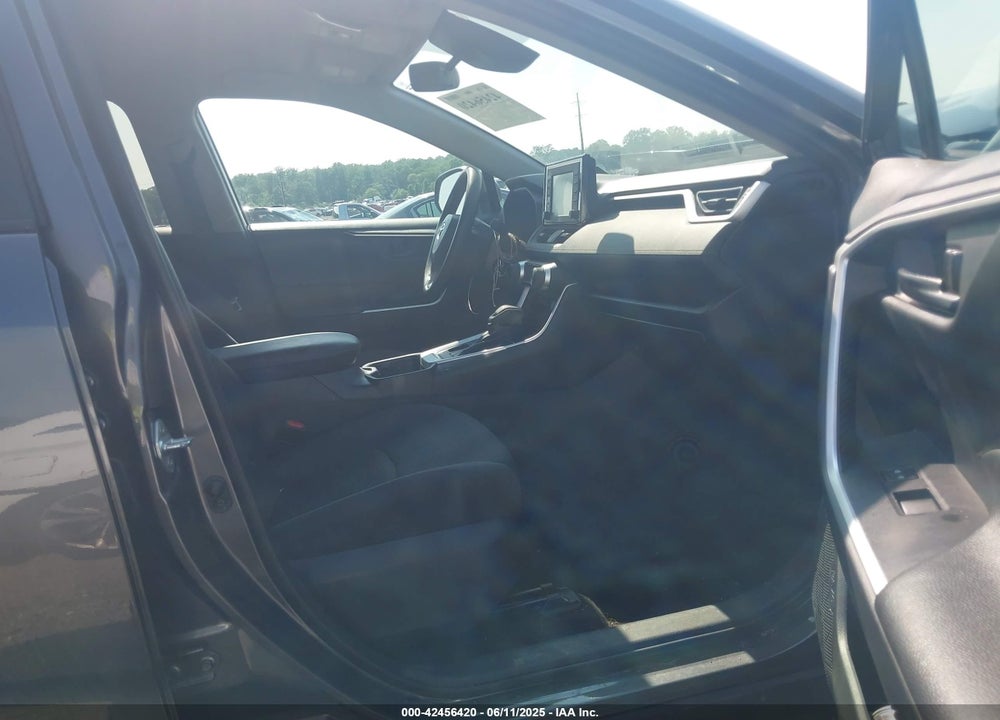 2019 TOYOTA RAV4 VIN: 2T3F1RFVXKC056266