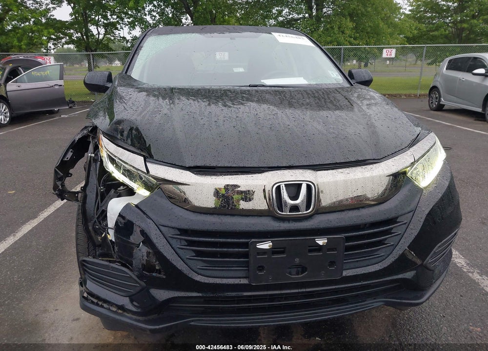 2022 HONDA HR-V VIN: 3CZRU6H33NM758247