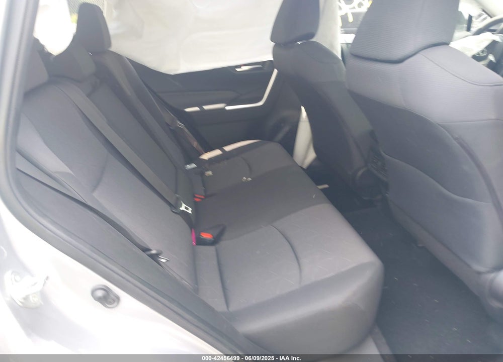2019 TOYOTA RAV4 VIN: JTMP1RFV1KD030509