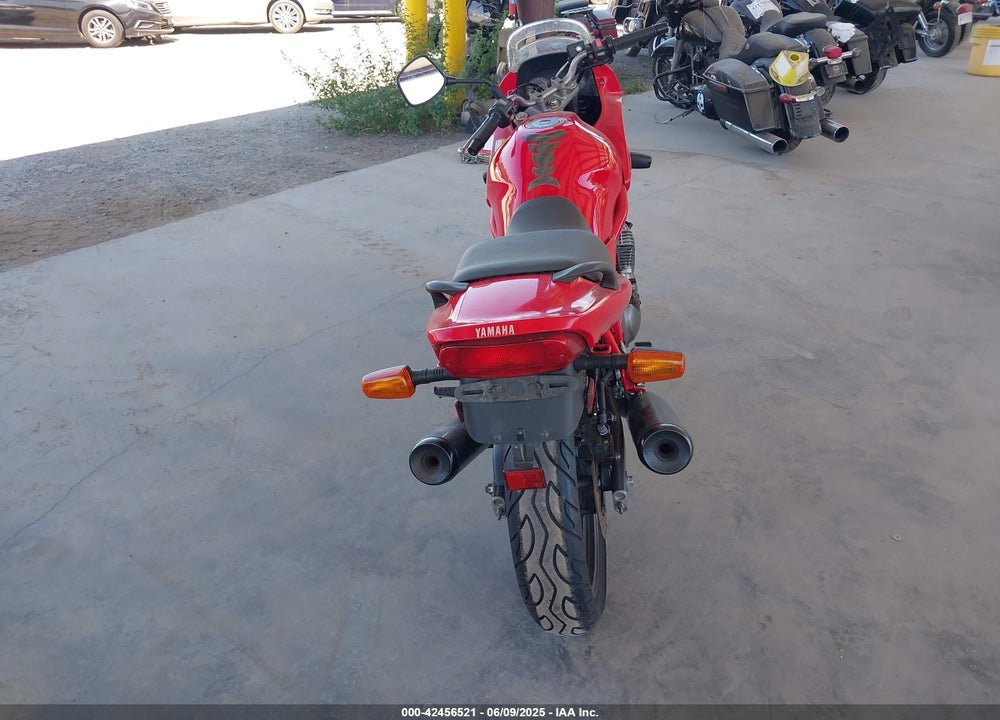 1992 YAMAHA XJ600 S VIN: JYA4DUE02NA002822