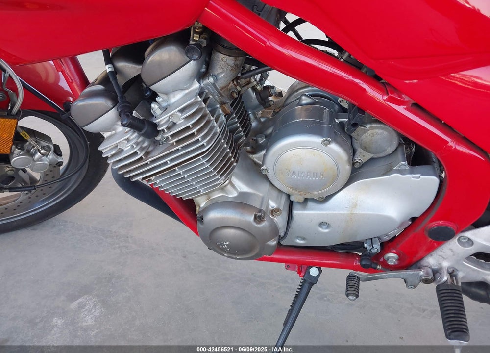 1992 YAMAHA XJ600 S VIN: JYA4DUE02NA002822