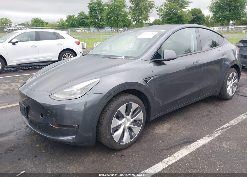 2023 TESLA MODEL Y VIN: 7SAYGDEE1PF879016