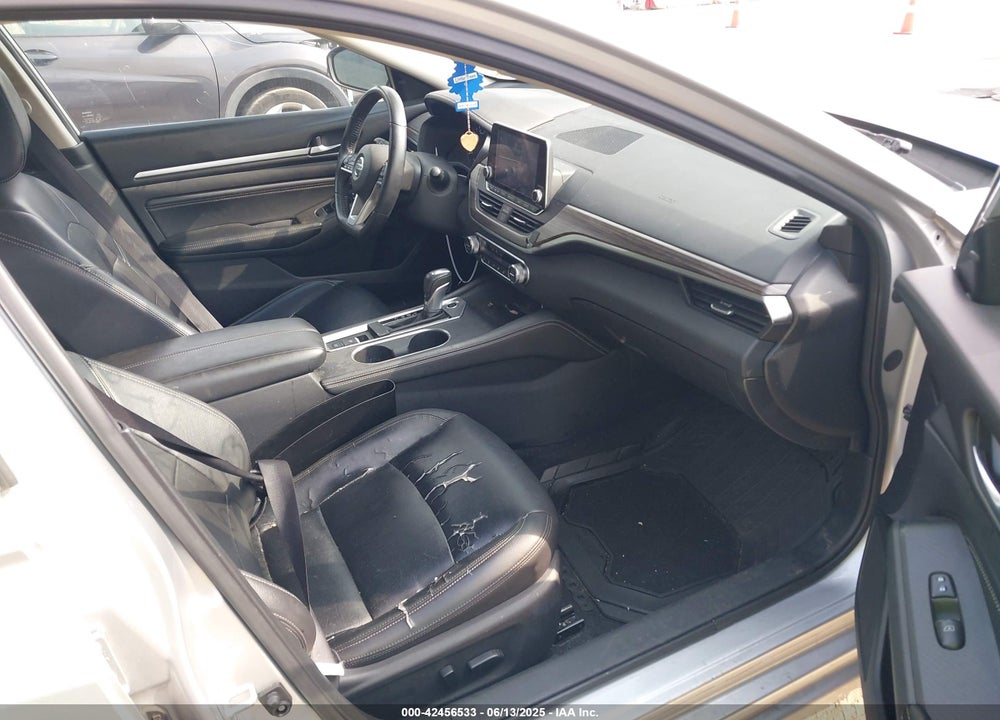2019 NISSAN ALTIMA VIN: 1N4BL4EV4KC193191