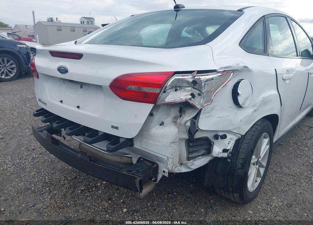 2017 FORD FOCUS SE VIN: 1FADP3F21HL322671
