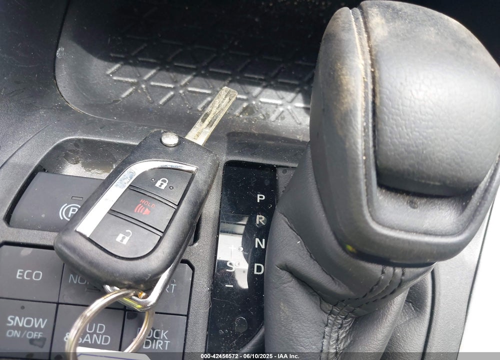 2021 TOYOTA RAV4 VIN: 2T3G1RFV7MW140437