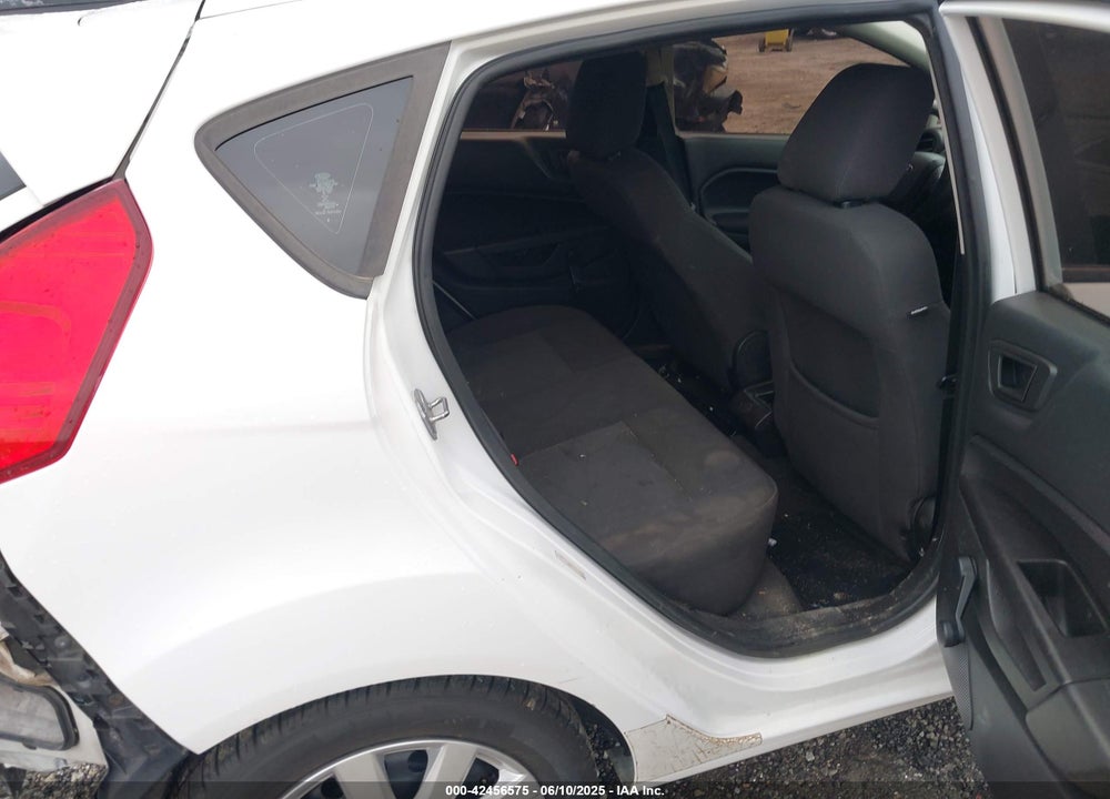 2014 FORD FIESTA VIN: 3FADP4TJ1EM191222