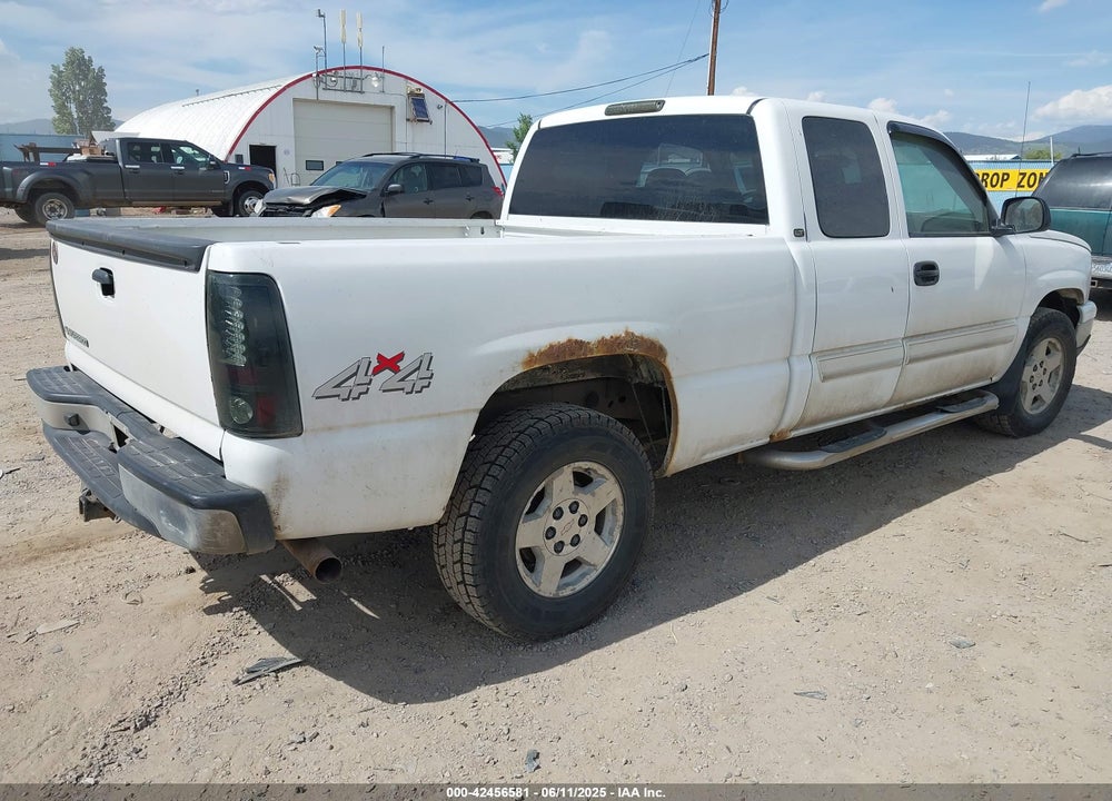 2006 CHEVROLET SILVERADO K1500 VIN: 2GCEK19B461283445