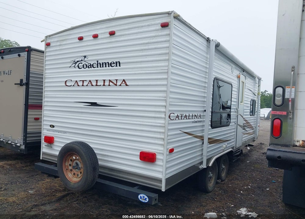 2011 FOREST RIVER CATALINA VIN: 5ZT2CALB3BA009922