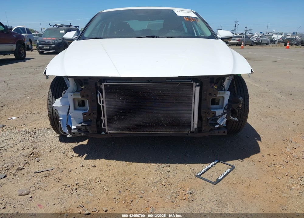 2023 HYUNDAI ELANTRA VIN: 5NPLL4AG0PH094997