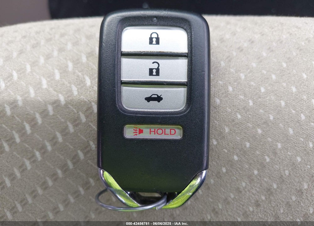 2014 HONDA CIVIC HYBRID VIN: 19XFB4F21EE000706