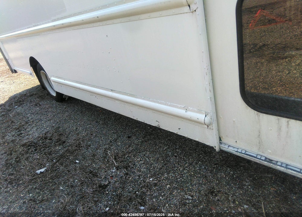 2010 FREIGHTLINER CHASSIS M LINE WALK-IN VAN VIN: 4UZAAPDU8ACAS1619