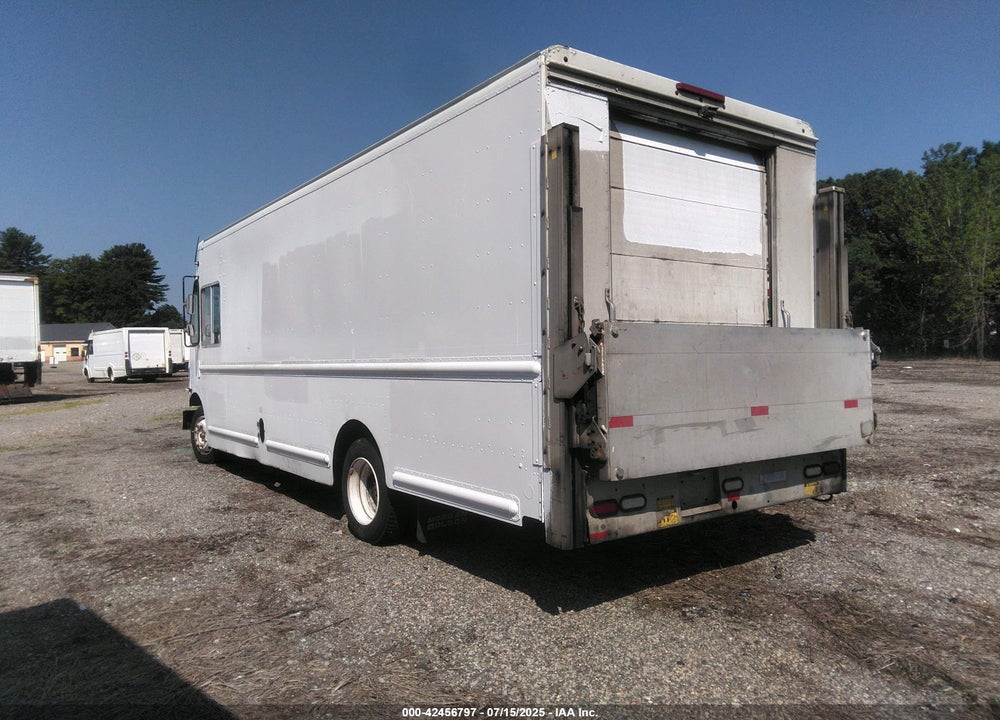 2010 FREIGHTLINER CHASSIS M LINE WALK-IN VAN VIN: 4UZAAPDU8ACAS1619