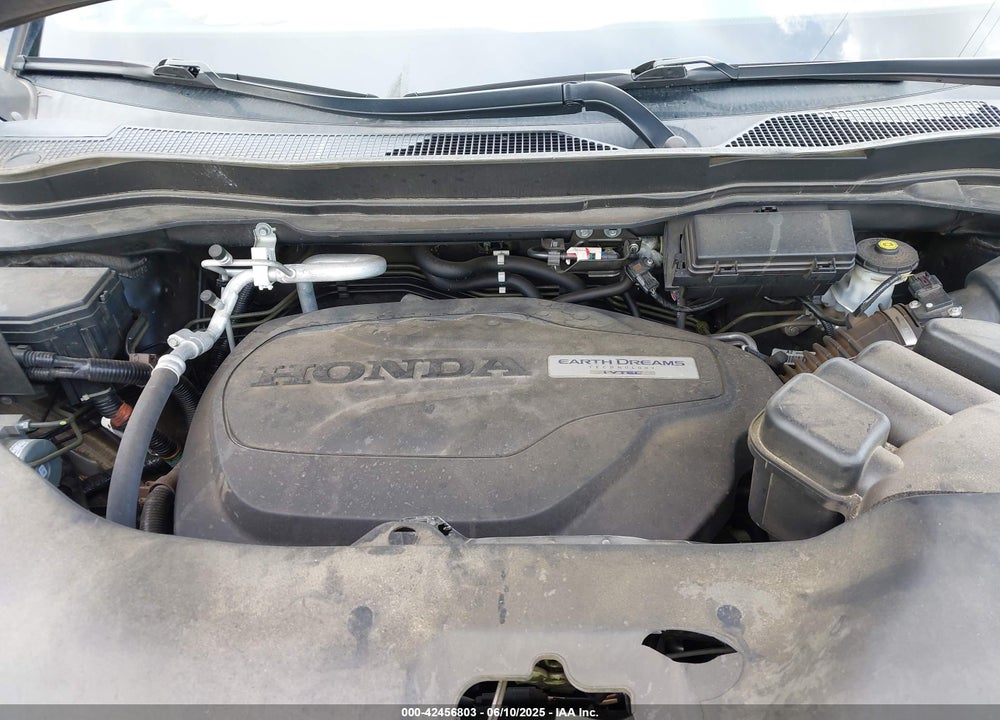 2020 HONDA PASSPORT VIN: 5FNYF8H90LB005594