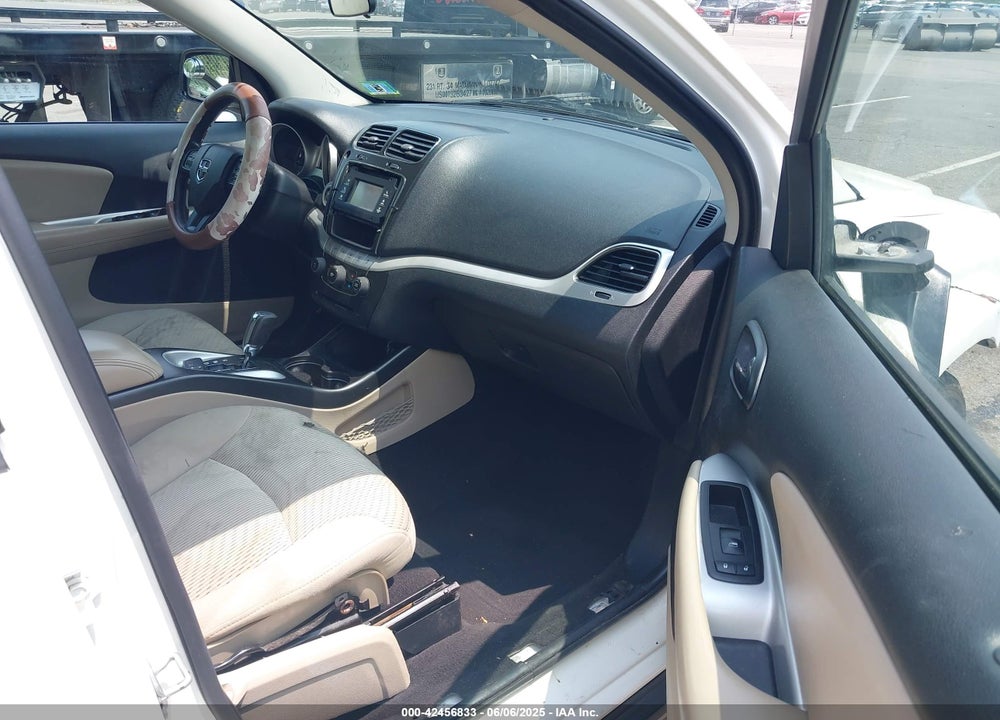2011 DODGE JOURNEY VIN: 3D4PH1FG7BT548247