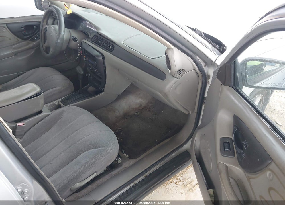 2005 CHEVROLET CLASSIC VIN: 1G1ND52F95M225860