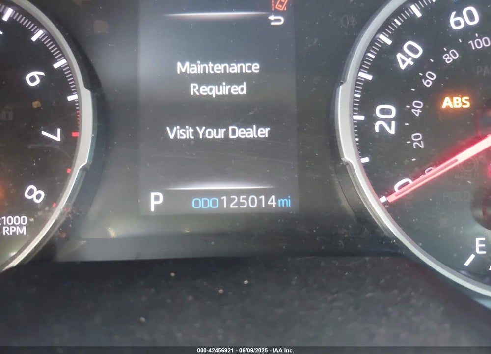 2020 TOYOTA RAV4 XLE VIN: 2T3W1RFV2LW068363