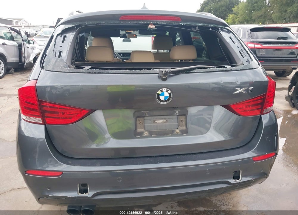 2015 BMW X1 VIN: WBAVM5C58FVV94893