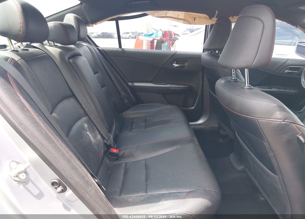 2017 HONDA ACCORD VIN: 1HGCR2F1XHA280578