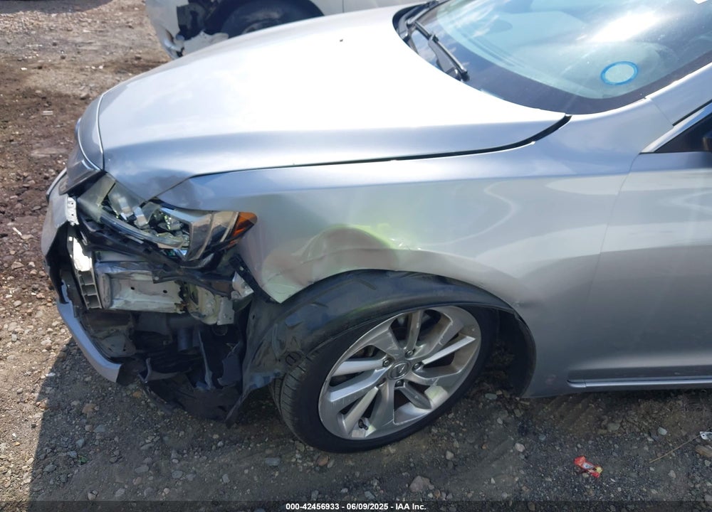 2018 ACURA ILX VIN: 19UDE2F36JA009895
