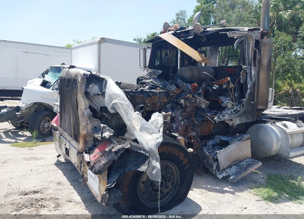 2005 PETERBILT 378 VIN: 1XPFPBEX25D838634