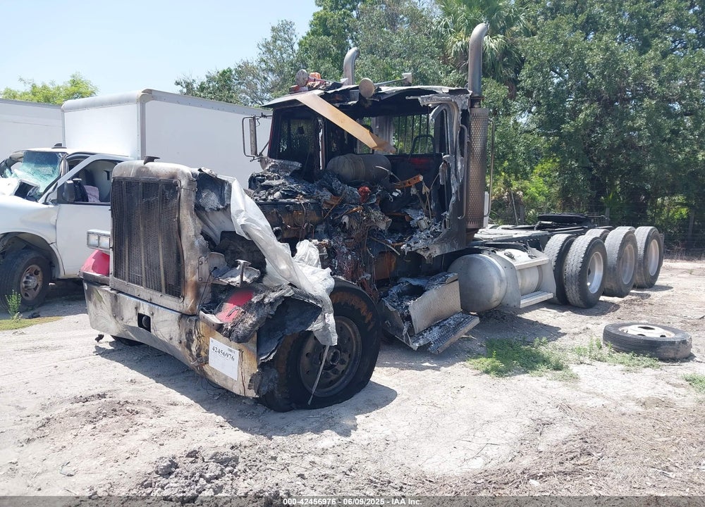2005 PETERBILT 378 VIN: 1XPFPBEX25D838634