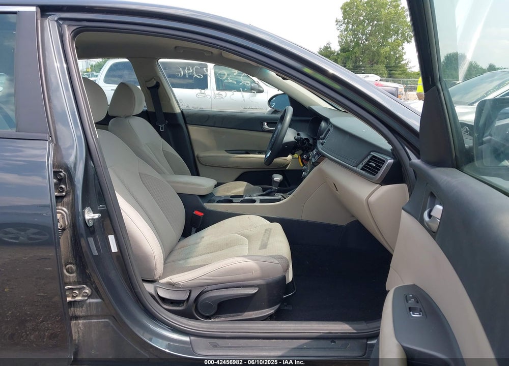 2016 KIA OPTIMA VIN: 5XXGT4L37GG087200