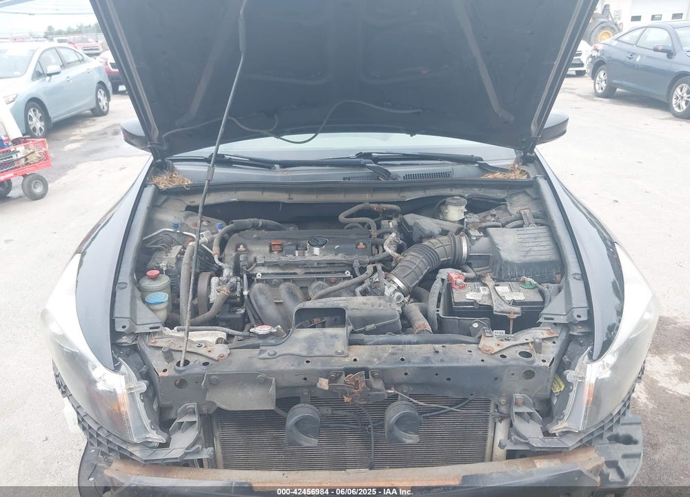 2009 HONDA ACCORD 2.4 LX VIN: 1HGCP26309A172351