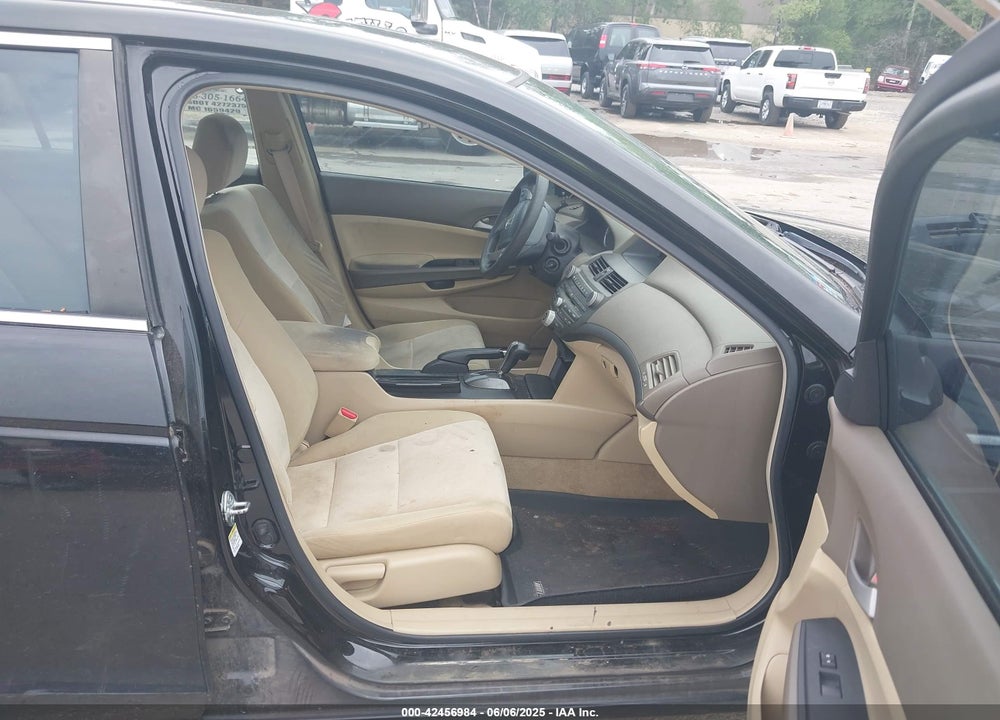 2009 HONDA ACCORD 2.4 LX VIN: 1HGCP26309A172351