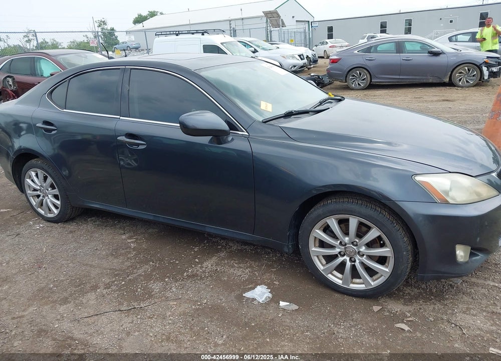 2008 LEXUS IS 250 VIN: JTHCK262785017760