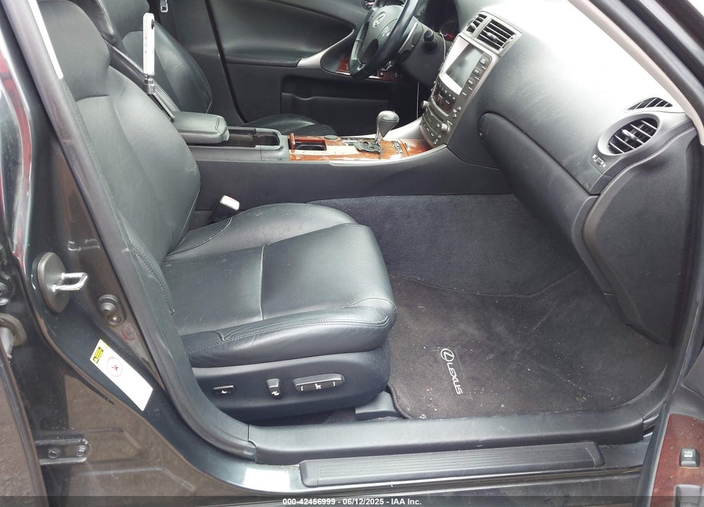 2008 LEXUS IS 250 VIN: JTHCK262785017760