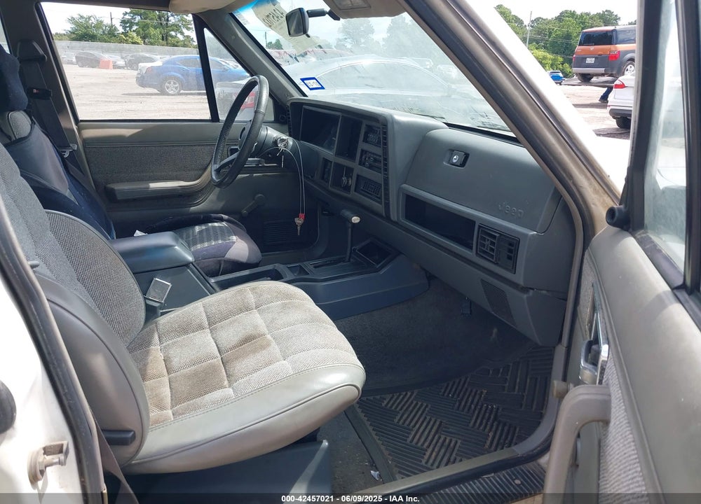 1991 JEEP CHEROKEE LAREDO VIN: 1J4FT58S4ML635077
