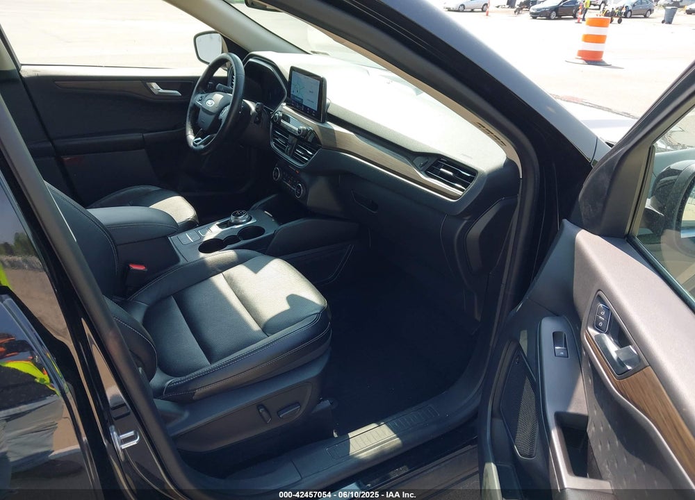 2020 FORD ESCAPE VIN: 1FMCU9J97LUC22398