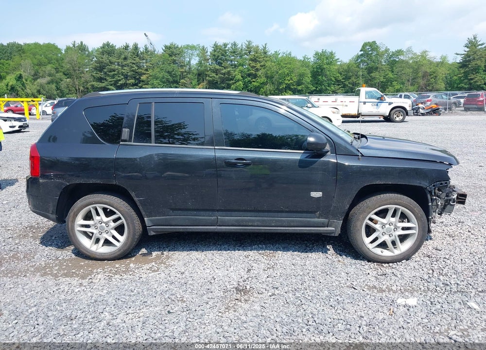 2011 JEEP COMPASS VIN: 1J4NF5FB2BD165306