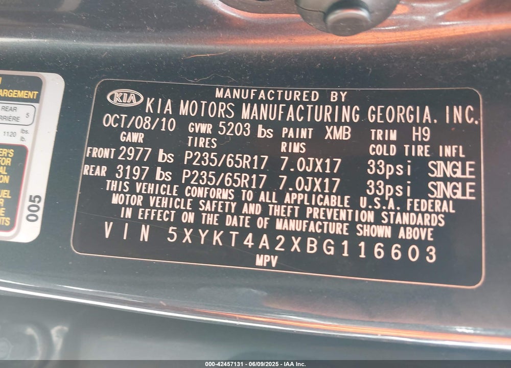 2011 KIA SORENTO LX V6 VIN: 5XYKT4A2XBG116603