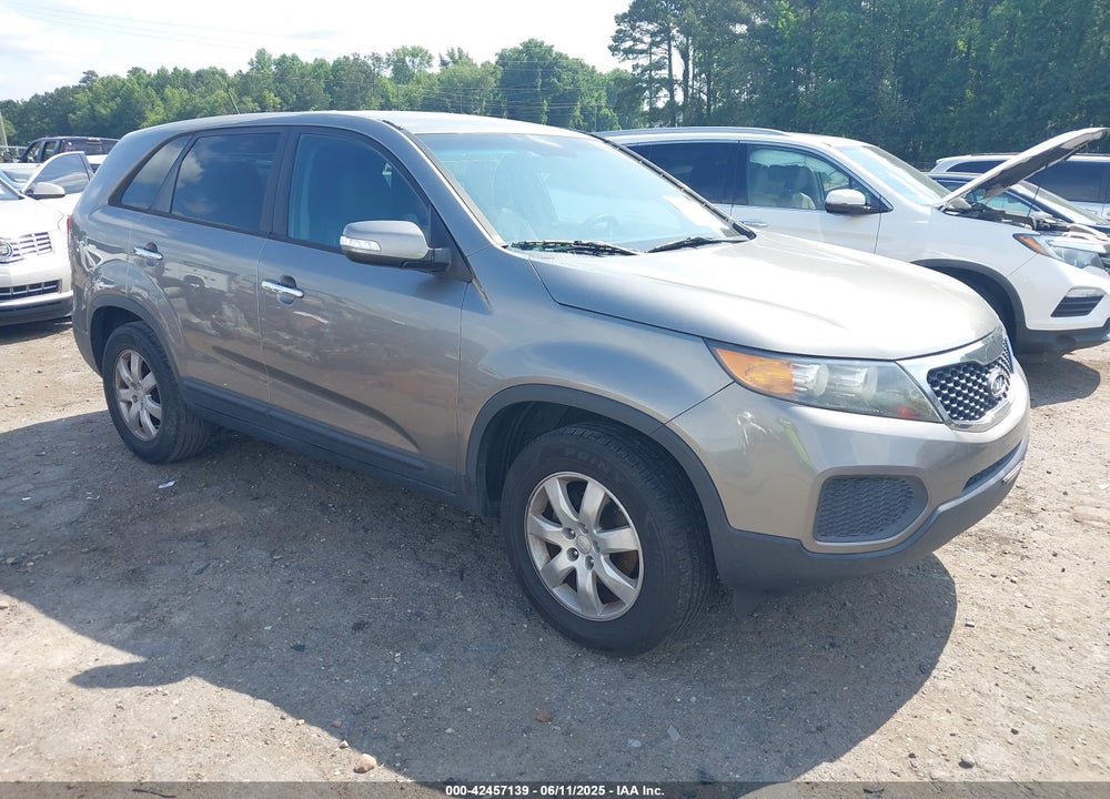 2012 KIA SORENTO LX VIN: 5XYKT3A14CG203559