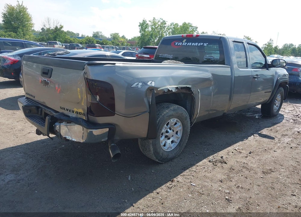 2009 CHEVROLET SILVERADO 1500 WORK TRUCK VIN: 1GCEK19069E140787